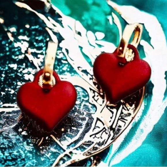 Valentine Metal Puffy Frosted Heart Dangle Women Earrings - Picture 6 of 7